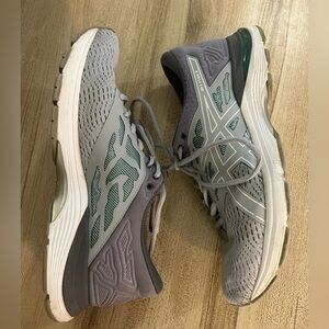 Asics Gel- Flux 5 Size 11 Womens